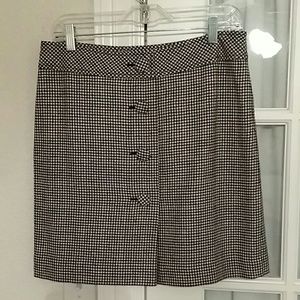 Size 6 A T Loft wool skirt
